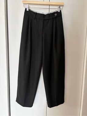 Aritzia Wilfred Black Mid-Rise Tailored Trousers Ankle Length